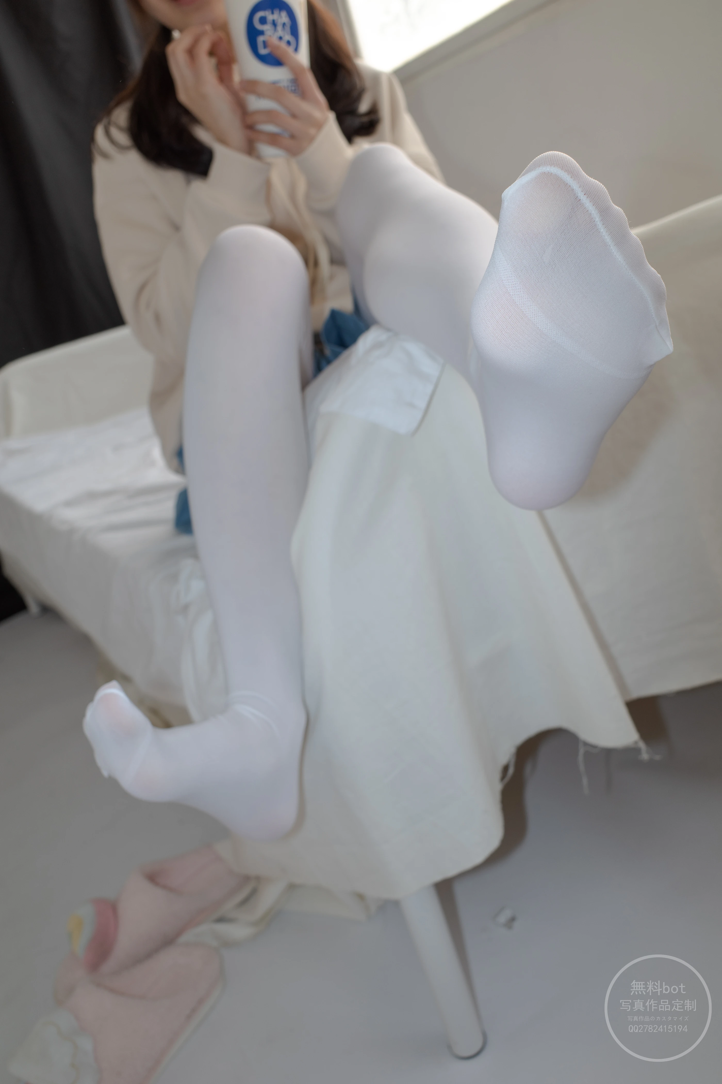 森萝财团 有料 NO.024 小香 阴暗小房间里的白丝双马尾萝莉 [84P]插图9